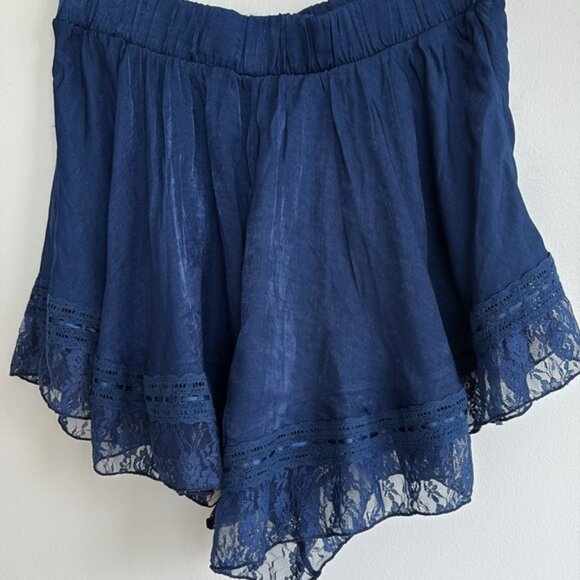 Morning Breeze Shorts Solid Navy Peony - Picture 5 of 8